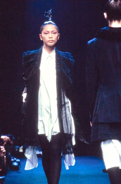 Look 3